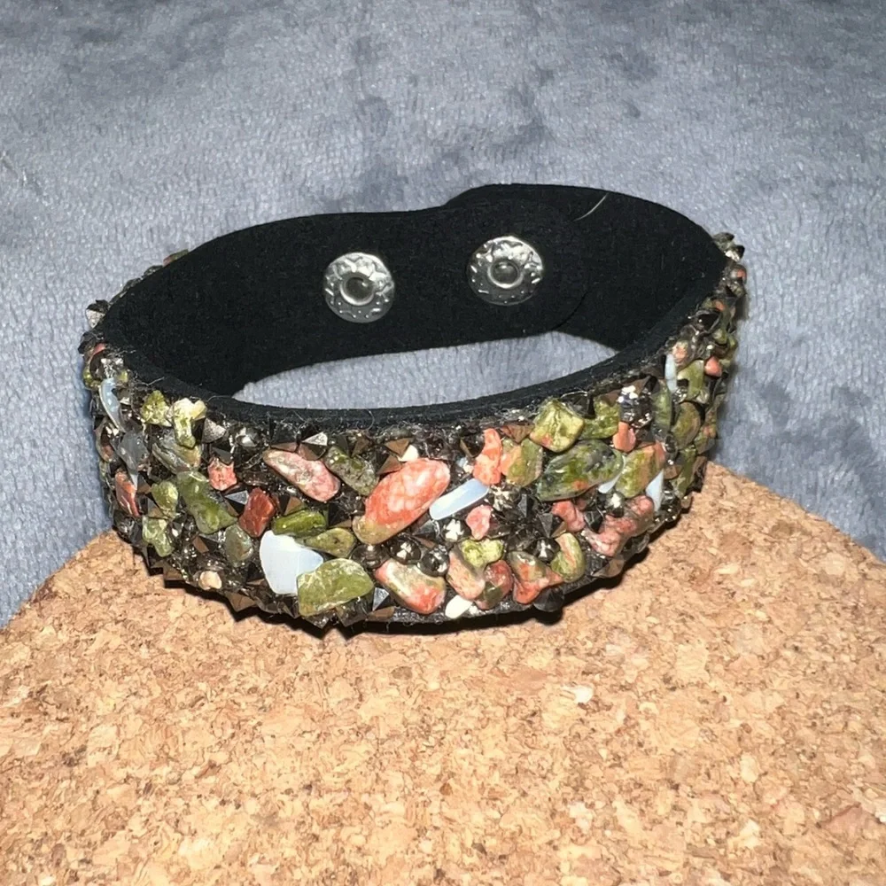 NWOT naturalist vegan leather cuff with stones - Picture 1 of 1